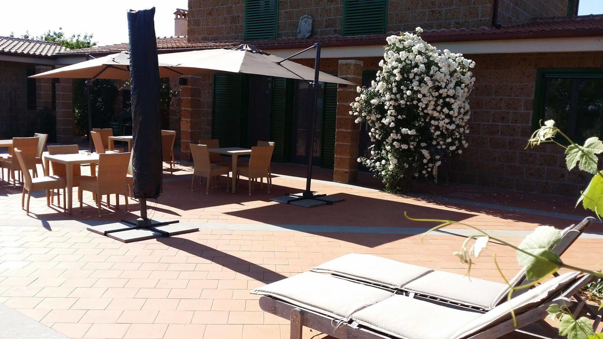 Il Giardino Nell'Orto Hotel Vetralla Luaran gambar